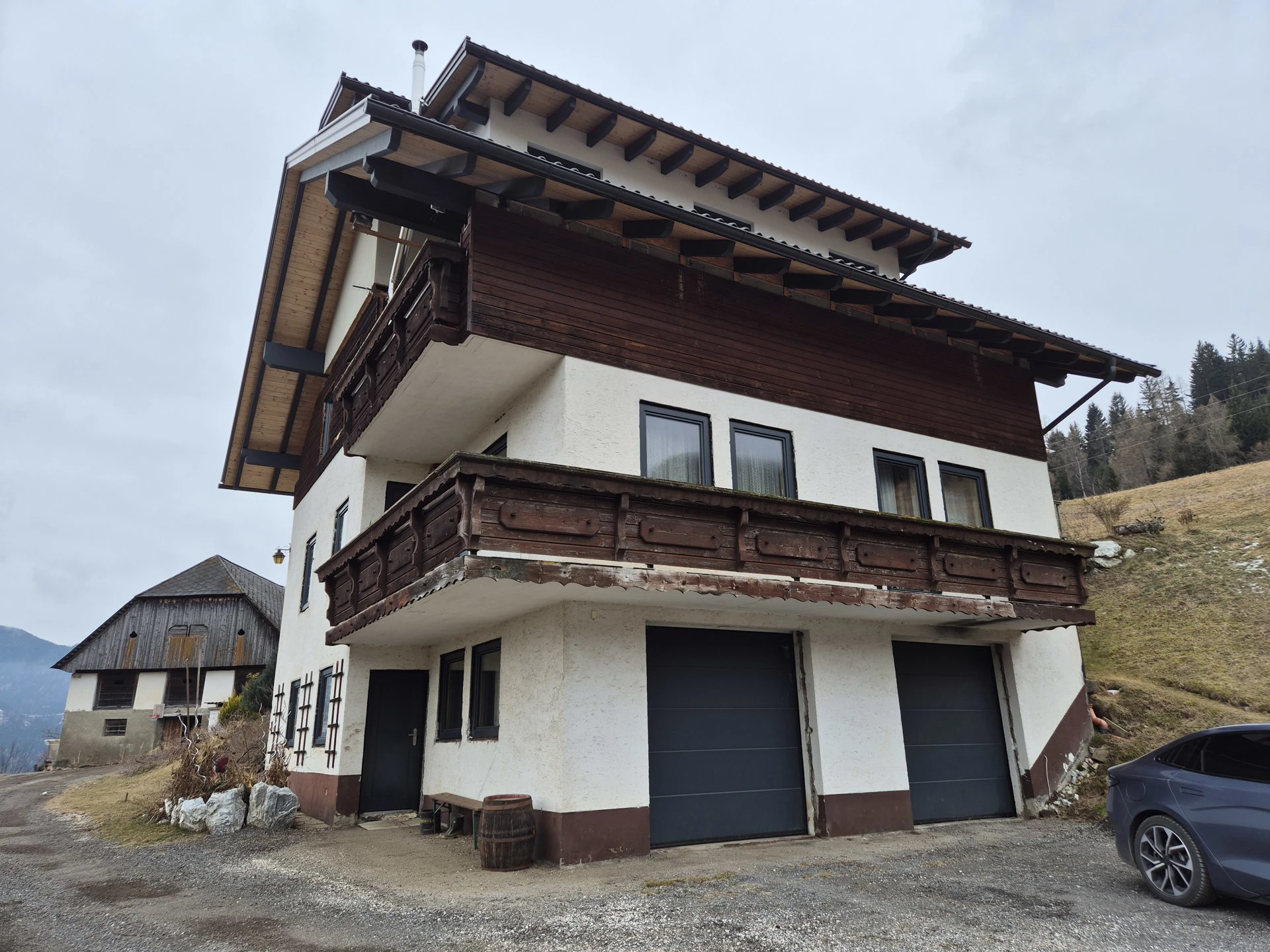 Ländliches Wohnhaus mit thermischer Sanierung - Miniatur 3